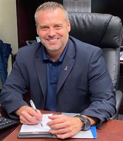 Steven Carruth Principal of Falcon Cove MS Steven Carruth Principal of Falcon Cove MS